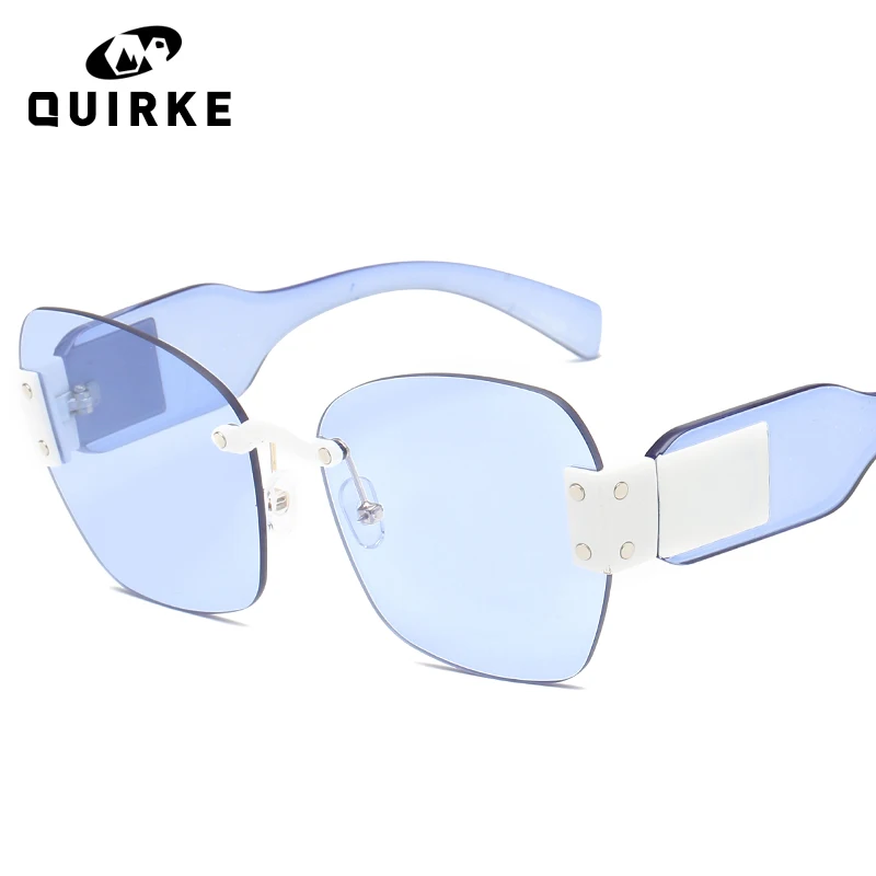 

QUIRKE New Square Sunglasses Women Brand Designer 2018 oversized Vintage Female Sunglasses Fashion Shades UV400 PINK BLUE GREY