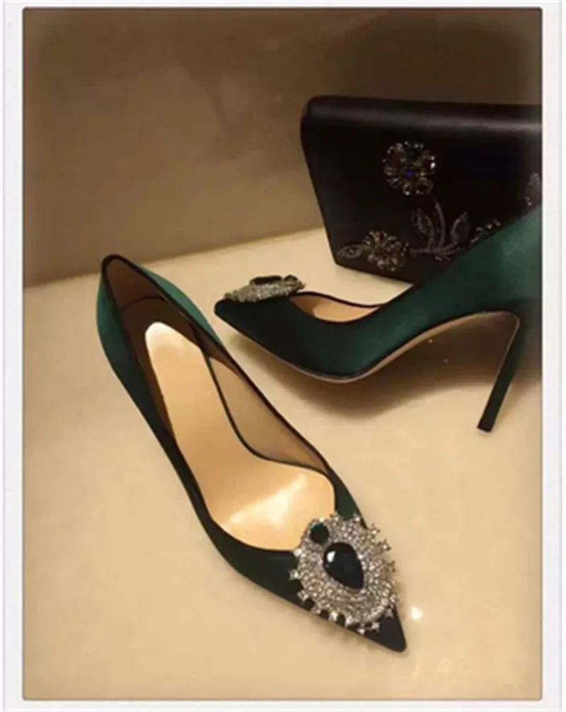 Sexy Pointed toe Woman Shoes Big Diamond High Heel Shoes Bride Crystal Wedding Shoes Red Black Green Pink Jeweled Ladies shoes