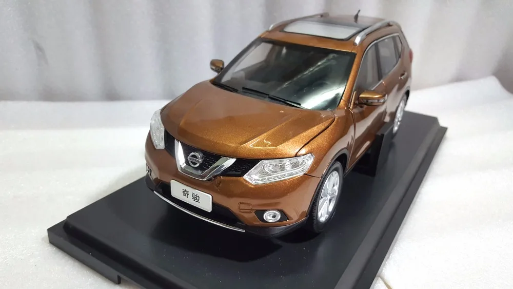 diecast nissan x trail