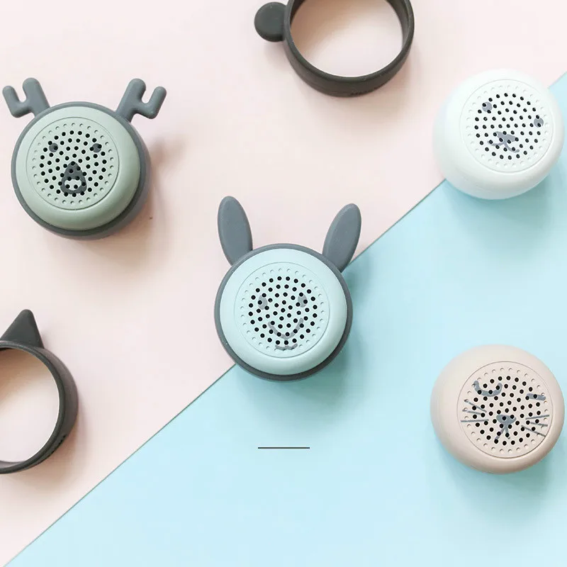 New-Magic-Planet-Mini-Portable-Wireless-Bluetooth-Speakers-Creative-Gifts-Mobile-Phone-Self-Timer-Stereo-One(3)