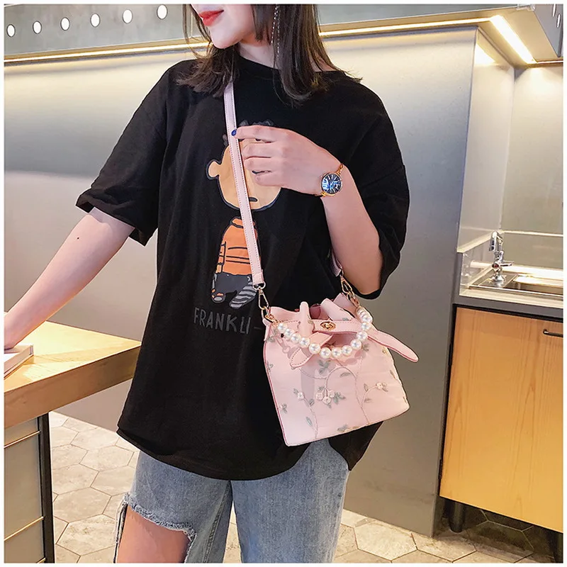 FUNMARDI أزياء من الدانتل حقائب كتف المرأة اللؤلؤ تصميم حمل حقائب السيدات دلو أكياس Crossbody مركب امرأة حقائب WLHB1916 FUNMARDI أزياء من الدانتل حقائب كتف المرأة اللؤلؤ تصميم حمل حقائب السيدات دلو أكياس Crossbody مركب امرأة حقائب WLHB1916