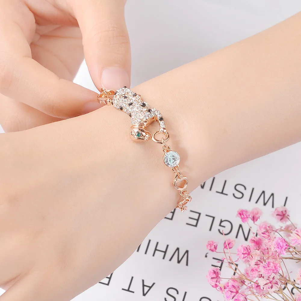

New Women's Full Drilled Alloy Geometric Type Bracelet Ornament Jewellery Flying Leopard Bracelet