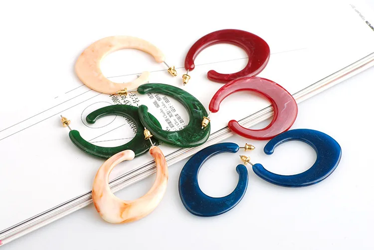 

Statement Big Round Acrylic Hoop Earrings Large Circle White Earrings CC Earrings Punk Rock Female Geometry Women Accessories