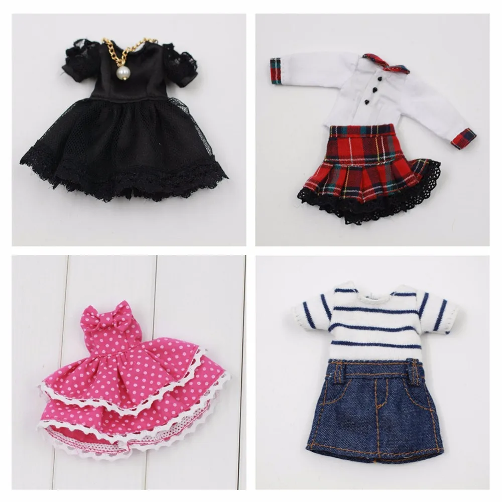 

Outfits for 1/8 Middle Blyth black dress,pink spot dress,red plaid waist cut dress,stripe jeans dress for the 20cm height doll