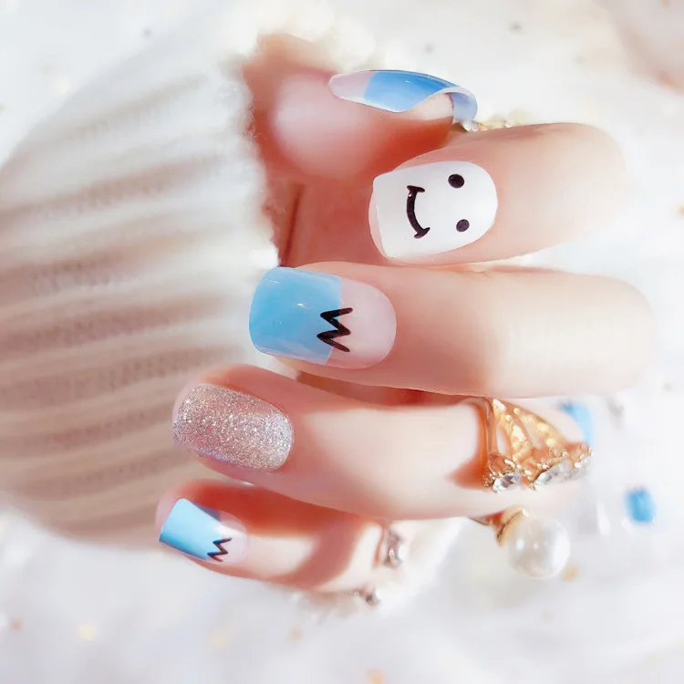 

24pcs Cute Face Fake Nail Art Decoration Blue White Giltter Long Square Head Full Cover False Nails Tips with Glue Sticker