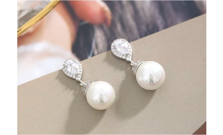 drop-shape-crystal-pearl-drop-earrings_07
