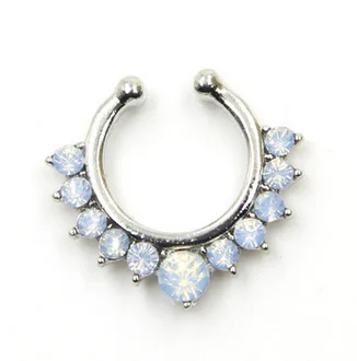 Сплав кольца для носа поддельный пирсинг Jewelry перегородка для кликера клипса на дешевые нос Piecing кольцо со стразами - Окраска металла: White opal