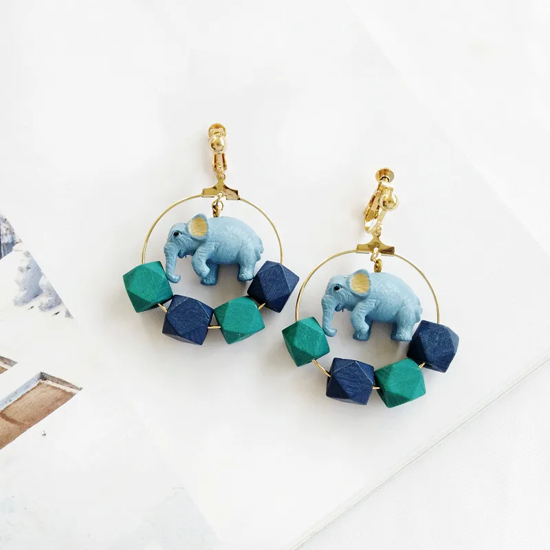 

Trendy Bohemian Round Circle Square Wood Beads Blue Elephant Charms Clip Earrings For Women Girl No Ear Hole Jewelry Gifts