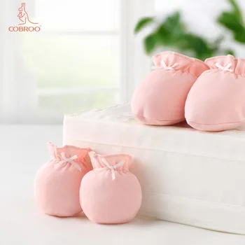 

COBROO Baby Mittens&Socks Sets 100% Cotton Protective Newborn Mittens for 0-12 Months Pink/Blue