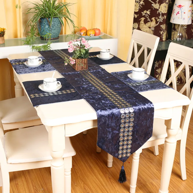 Crystal Strip Animal Luxury velvet diamond head Table runner placemats