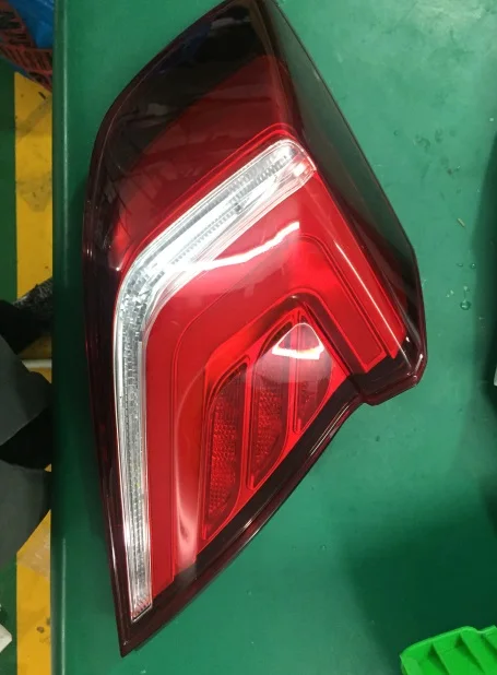 Для Honda Civic 10th Sedan 12V автомобильные задние фары Задний фонарь лампы поворота+ Реверсивный+ туман+ стоп-сигнал и подвижная лампа - Цвет: red