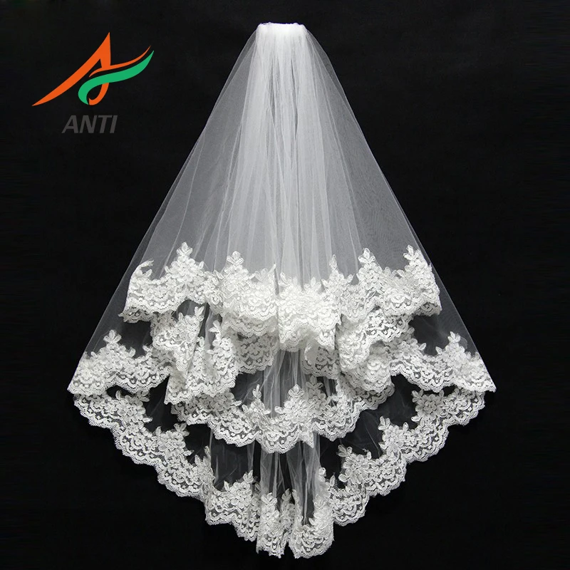 

ANTI Bridal Veil Short With Comb Lace Appliqued Edge Tulle Bridal Veil Two Layer 75 CM Elbow Length Wedding Accessories 2019