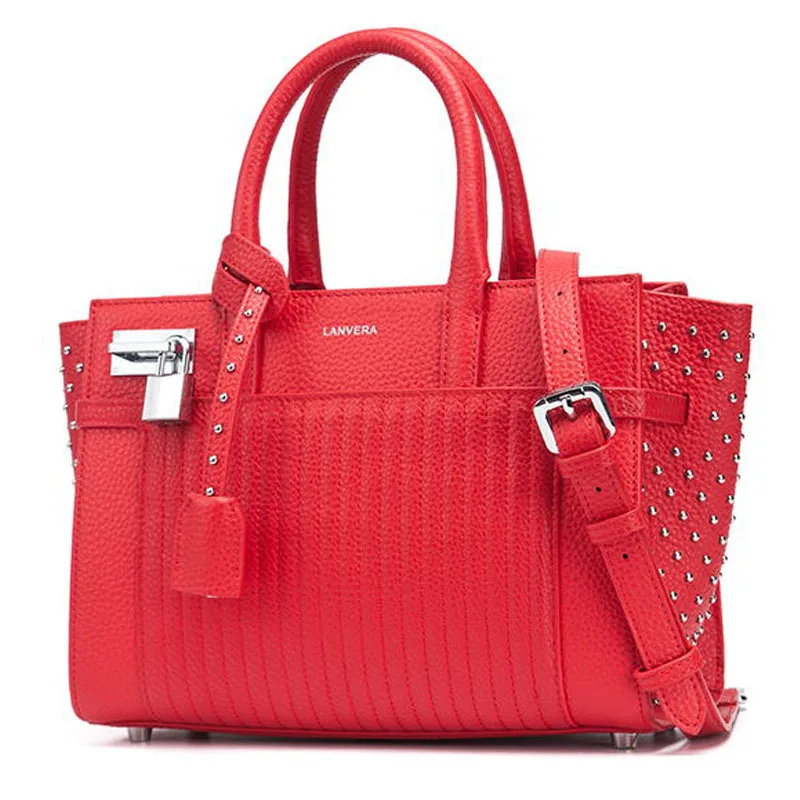 

In the autumn of 2017 new leather bag leather handbag new rivet Xiekua package factory wholesale one generation