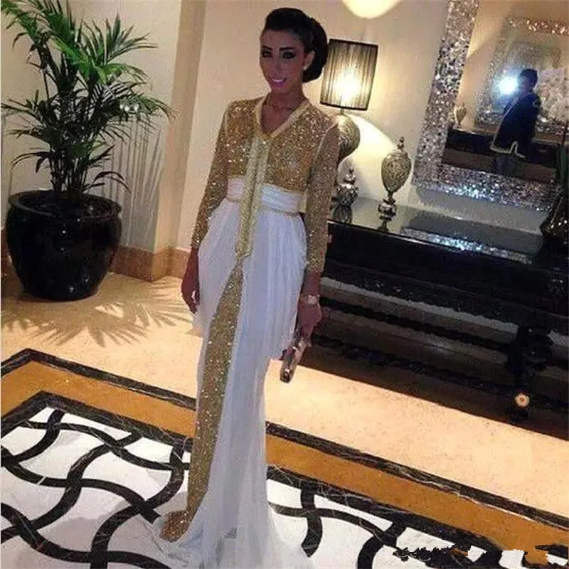 

3/4 Sleeves Muslim Evening Dresses 2019 Mermaid V-neck Sequins Beaded Islamic Dubai Saudi Arabic Long Evening Gown Prom Dress