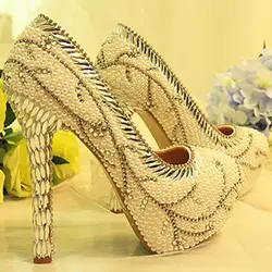 Жемчугом женские свадебные туфли с украшением в виде кристаллов Декор белые туфли-лодочки круглый носок пикантные свадебные туфли