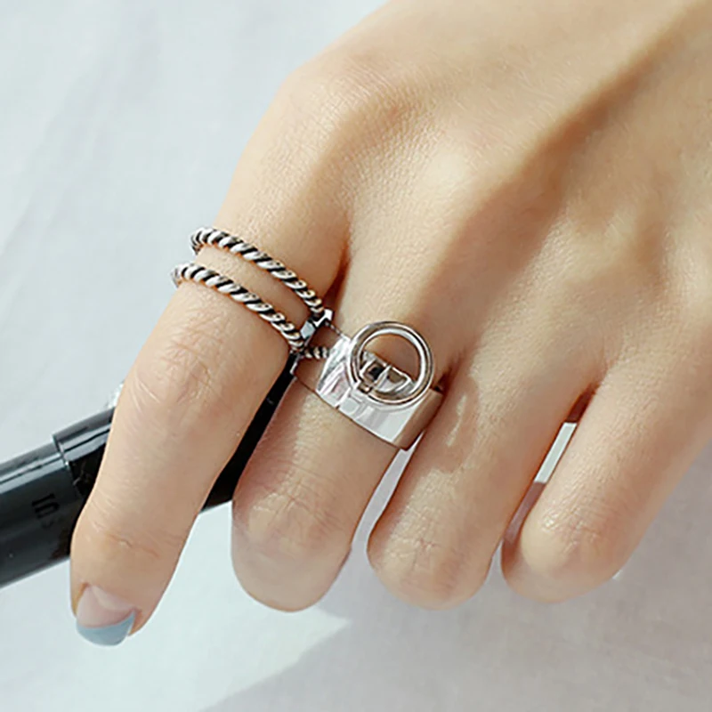 

Hot Punk Alloy Open Circle Pendant Rings For Women Gold Silver Black Color Personality Minimalist Rings Hiphop Party Jewelry