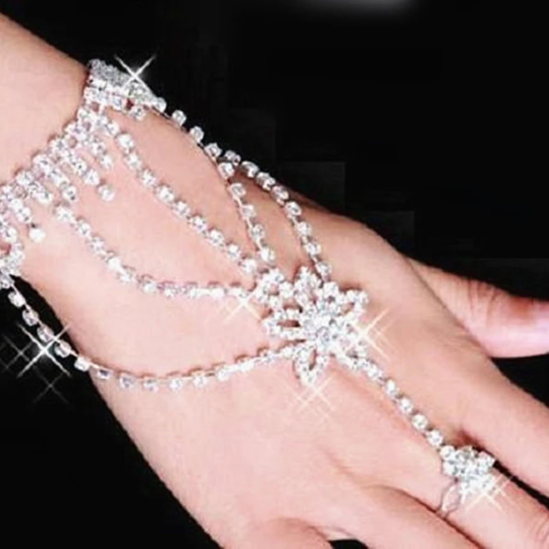 

Fashion Sparkling Crystal Women Bracelet For Bride Personality Design Bridal Bracelets Hand Chain Wedding Glove Jewelry