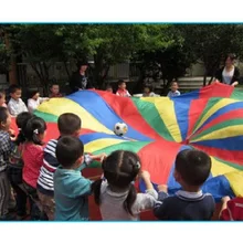 8 ручек 2 м дети играть Радуга парашют для игр на свежем воздухе Многоцветный Нейлон дети игрушечный парашют подходит для 4-8 человек Спорт на открытом воздухе