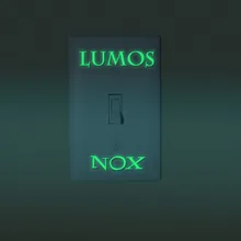 Quente 1pc luz da noite luminosa lumos & nox adesivos de parede para crianças quartos decalques de parede decoração para casa