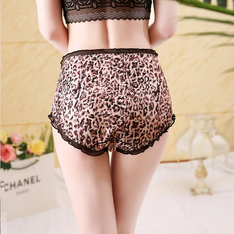5087Model Leopard Print8.jpg