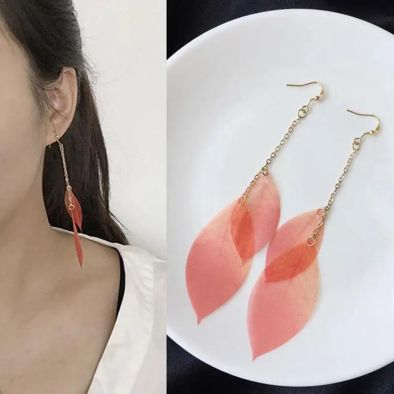 

New Personality Lady Exaggerated Ladies Red Maple Leaf Texture Tassel Long Earrings For Women Boucles D'oreilles Pour Les Femmes
