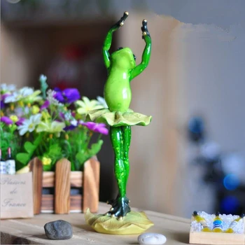 

Creative Resin Ballet Dancer Frog Craft Figurines Decoration Pastoral Wind Home Ornaments E713