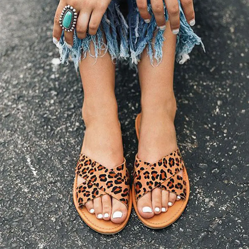 

Woman Slippers Cross Strap Leopard Flip-Flops Fashion Summer 2019 New Style Sandals Women's Beach Shoes Female Outside Footwear