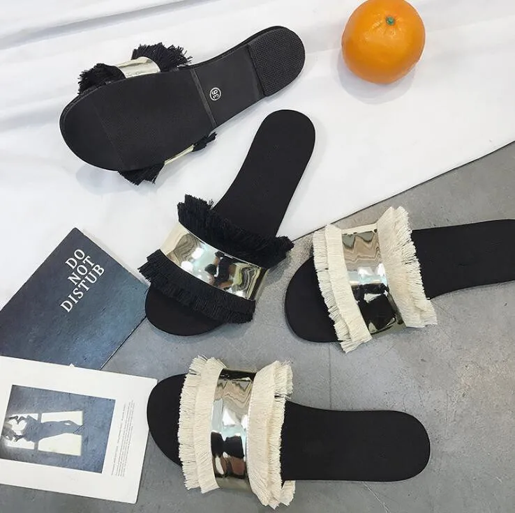 

Slippers women 2019 new wild fashion wear simple tassel word slippers flat female sandals wholesale sequin slippers