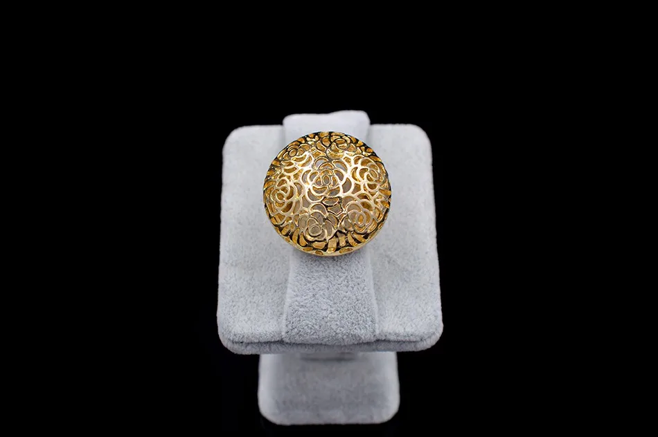 Ring (1)