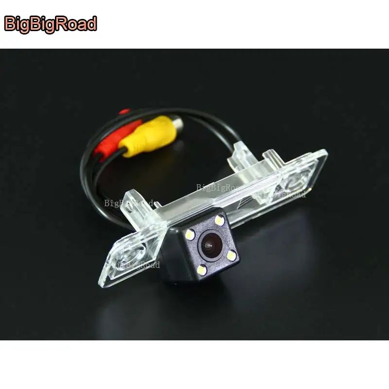 

For buick excelle HRV Car Rear View Reverse Backup Camera HD CCD Night Vision parking camera in License Plate Light Hole