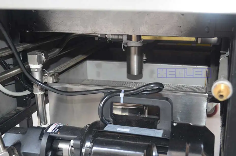 Gas pressure fryer  (8)