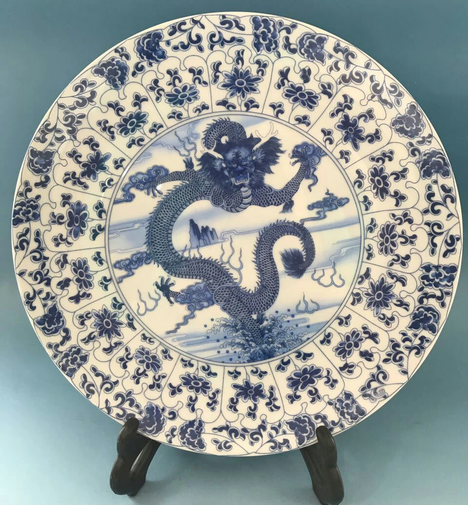 

Antique collection antique porcelain blue and white dragon plate to enjoy dish ornaments crafts