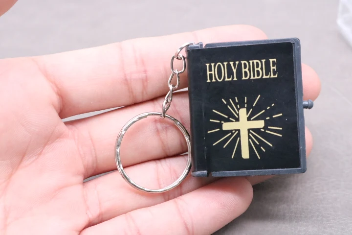 

3, Christian English Small Bible Holy Book Key Chain Christian Jesus Keychain Gift Prayer Key Ring