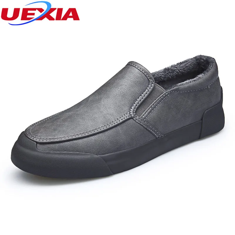 

UEXIA New Winter Men Shoes Down Cloth Cotton Shoes Men Fashion Warm Plush Slip On Casual Shoes sapato masculino Fur Slip On Soft