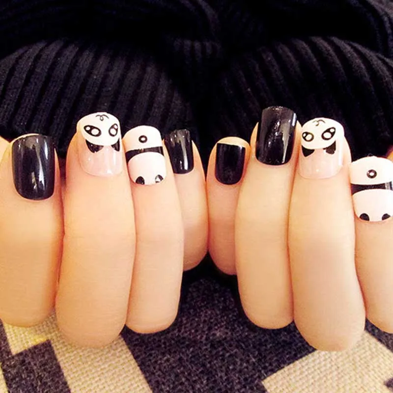 

White Black Colors Full Cover Fake Nails DIY Short Size Nail Tips With Glue Girls Cute Cartoon Panda Printing False Nails 24pcs