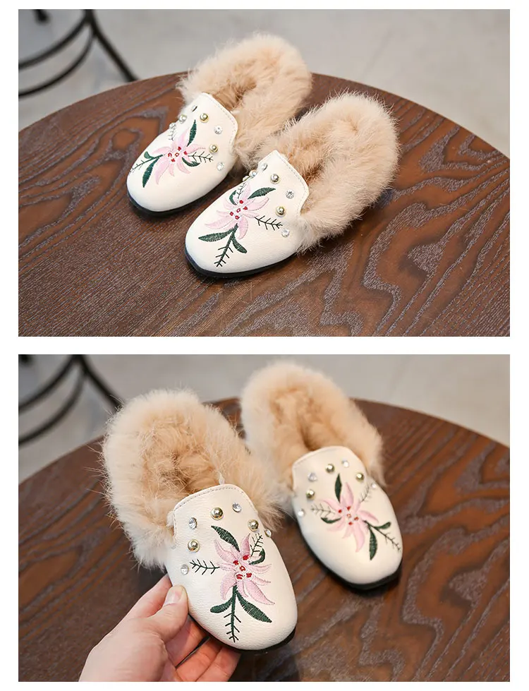 Осенне-зимняя теплая обувь для девочек; Детские лоферы; детская обувь; модная обувь из искусственной кожи с искусственным мехом и цветочной вышивкой; для детей от 1 до 12 лет
