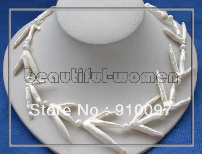 

>>>Singularly 20" 40mm white chicken feet freshwater cultured pearl necklace