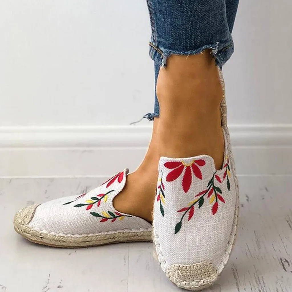 

2019 New Women Ladies Fashion Embroider Flat Sandals Slipper Ladies Casual Flower Round Toe Casual Shoes Woman Sapato Feminino