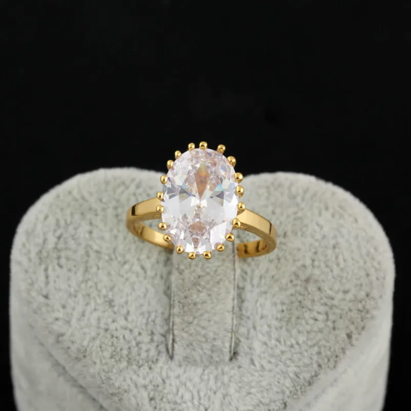 Купить Кольцо С Большим Камнем Золото