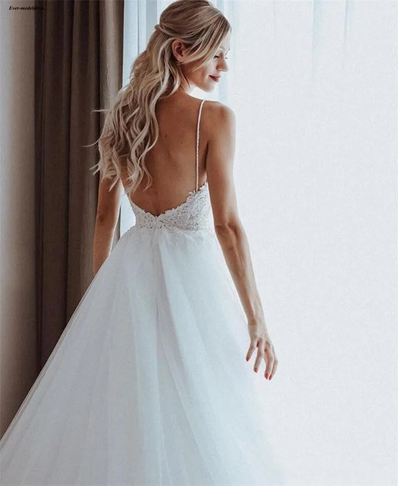 2019-spaghetti-straps-beaded-pearls-tulle-boho-wedding-dresses-sleeveless-sweep-train-beach-bridal-gowns-appliques-wedding-gowns-for-brides (3)_conew1_
