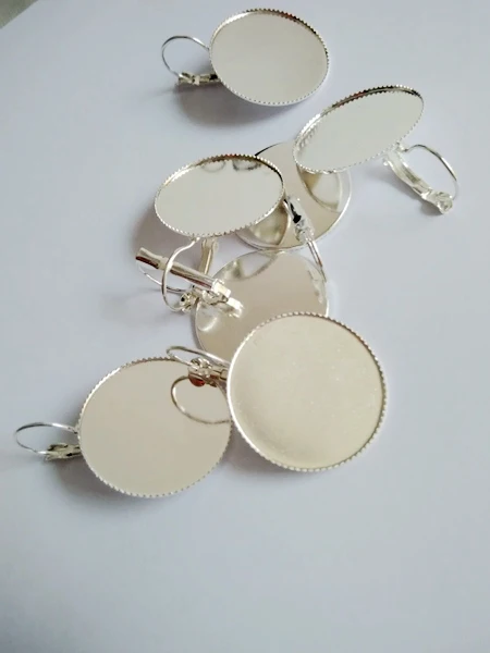 

500pcs Fit 20mm Cameo Glass Cabochon Silver Plated Bezel French Lever Blank Back Earring Base For DIY Jewellry Findings CFS157