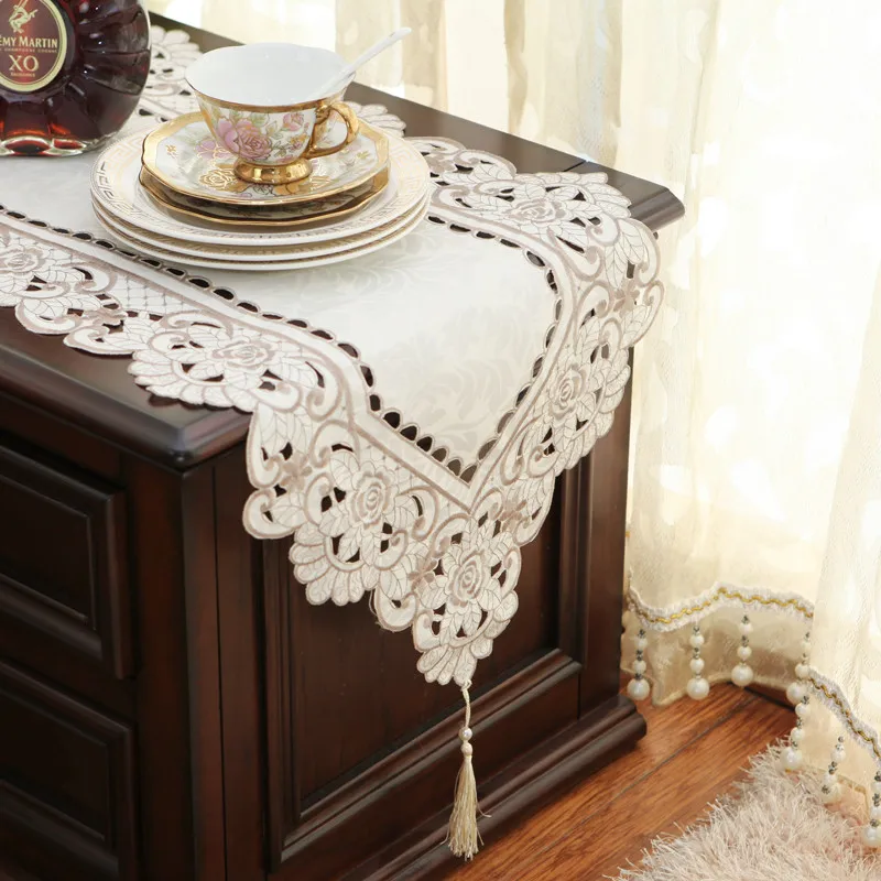 European luxury embroidered table flag cloth fabric Table Runner