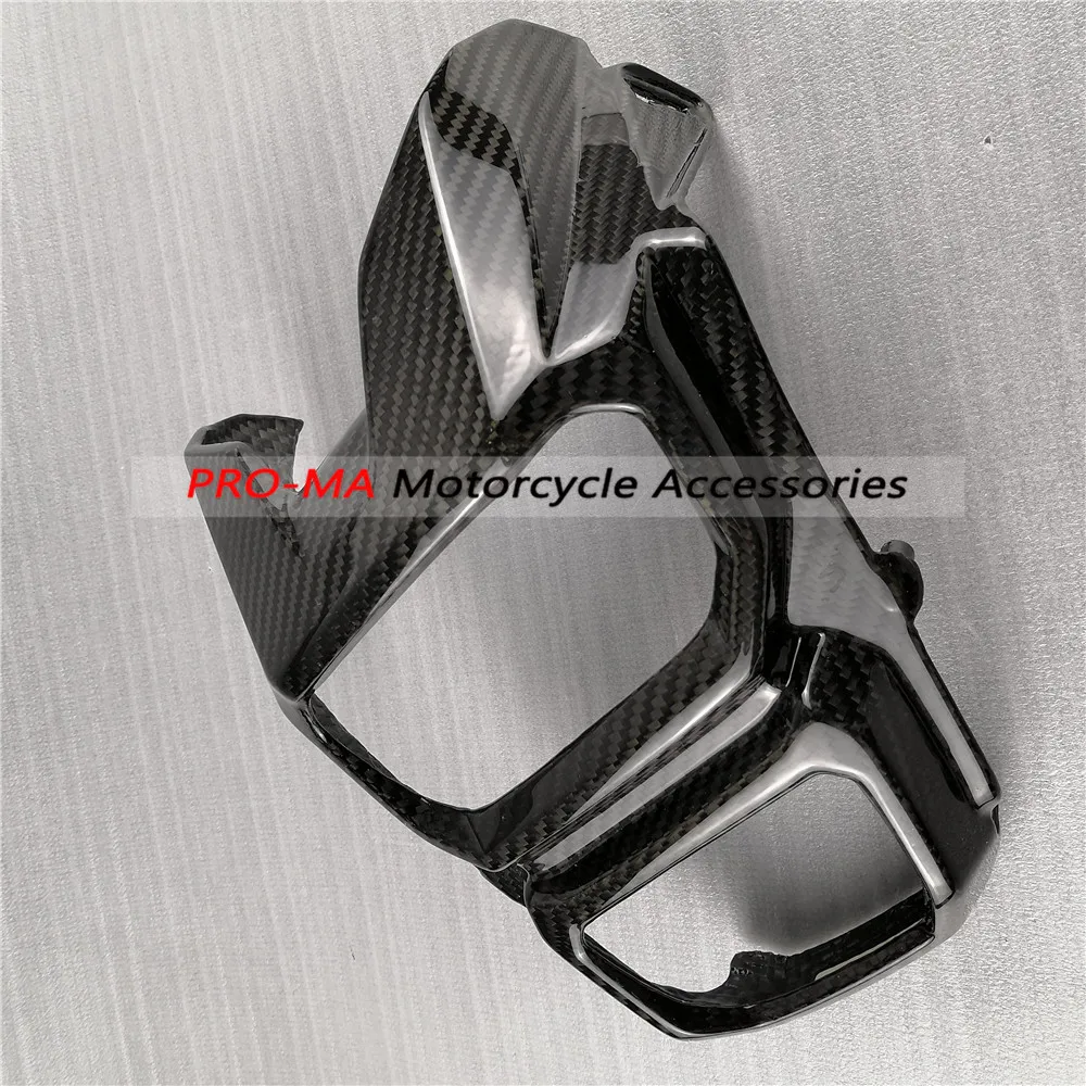 

Headlight Cover in Carbon Fiber For Honda Grom125