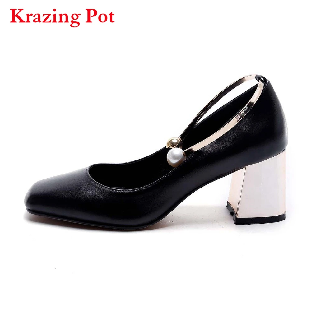 

2018 Fashion Party Wedding Thick High Heels Genuine Leather Pearl Metal Superstar Shallow Pumps Round Toe Women Brand Shoes L24