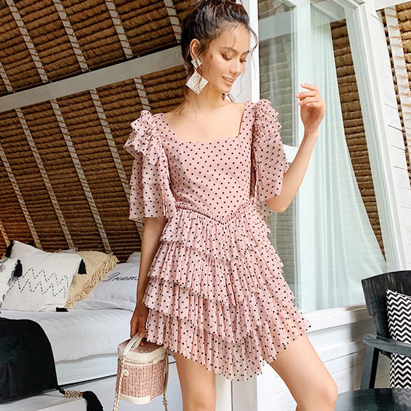 

SHTONGHUA High Quality Summer Dot Print Dress Women Layers Ruffles Short Sleeve Holiday Dress Elegant Cake Mini Sexy Vestidos