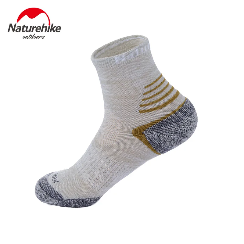 Naturehike 2-pair Outdoor Sport Socks Men Women Coolmax Cotton Moisture-wicking Socks for Nature Hiking Trekking Camping Sport Naturehike 2-pair Outdoor Sport Socks Men Women Coolmax Cotton Moisture-wicking Socks for Nature Hiking Trekking Camping Sport