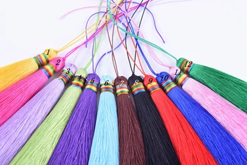 

KONMAY 5pcs 5.6''(14.0cm) Soft Long Silky Handmade Tassel with Rainbow Raffle for DIY Project