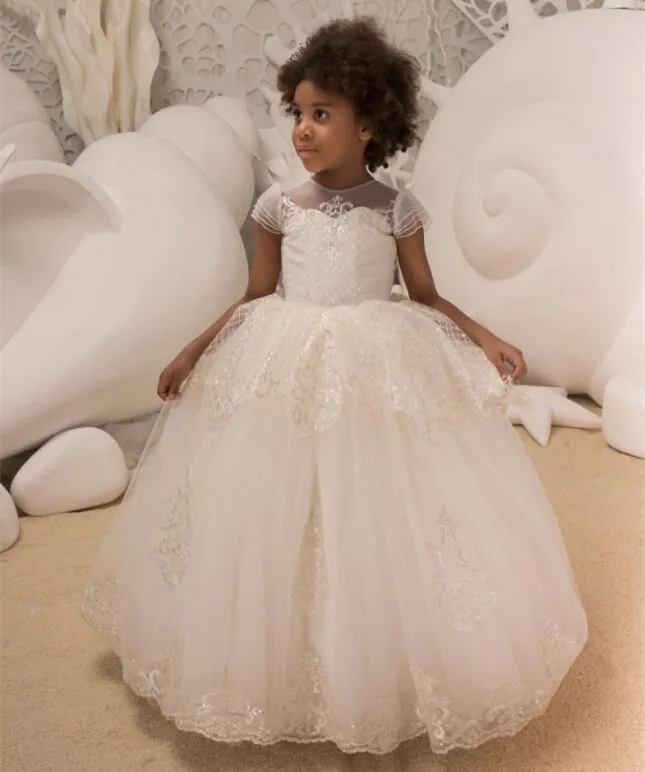 

Hot Robe Communion Fille Ivory Ball Gown Crew Neck Ankle Length Buttons Short Sleeves Patchwork Long First Communion Dresses