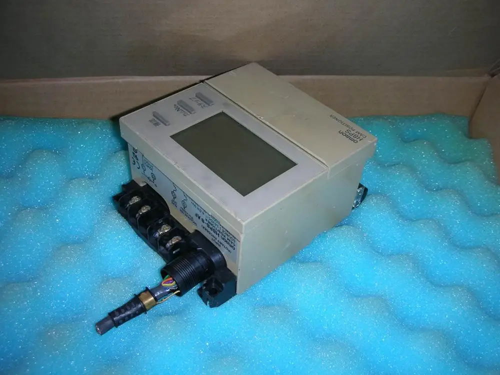 

1PC USED OMRON cam positioner, H8PS-8AF