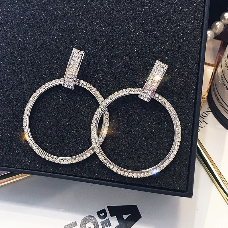 

Classic Crystal Geometric Women Dangle Earrings Round Concise Exaggerated Eardrop For Women Drops Earrings Exaggerated Earrings